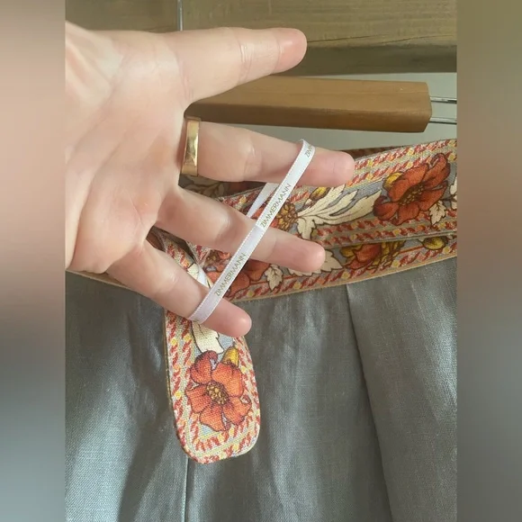 Andie Tuck Short in Dusty Blue Floral
ZIMMERMANN
Color: Dusty Blue Floral - Picture 7 of 12